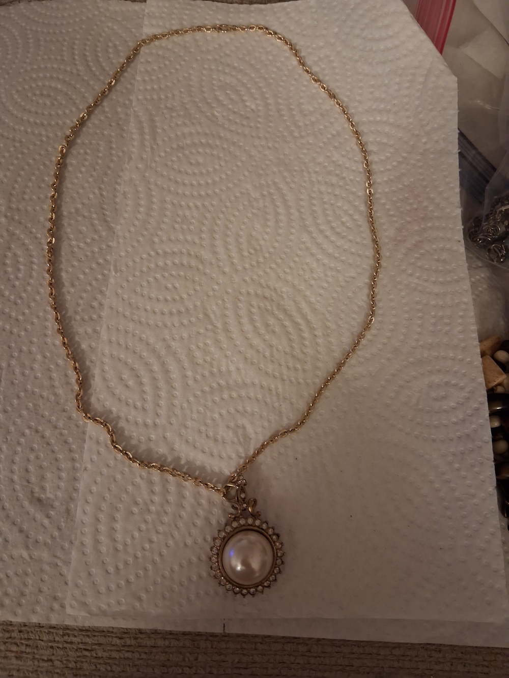 Classic Gold Tone Pearl Drop Necklace for Women NEED fix Pendant Sell As It Is